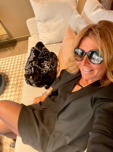 027-a-glimpse-of-eva-di-pierro