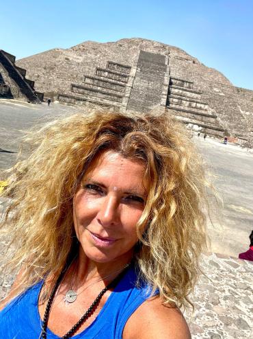 032-a-glimpse-of-eva-di-pierro