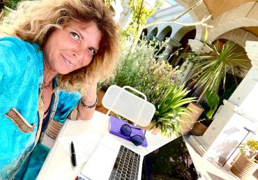 047-a-glimpse-of-eva-di-pierro